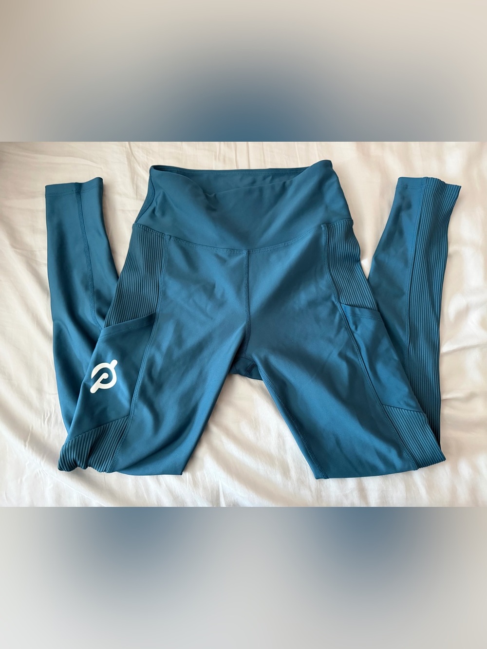 Peloton Women’s High-Waisted Pocket Leggings | Blue | Ribbed Panels | Size Med